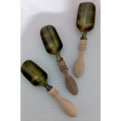 قاشق آجیل خوری دسته چوبی