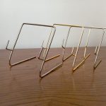 پایه آینه رومیزی طلایی و نقره ای